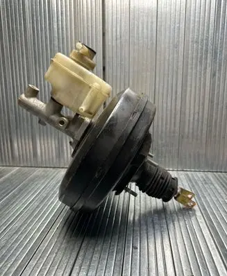 BMW 7 E38 Brake booster 1161744 LSH80 D17D