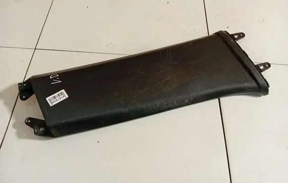 Seat Toledo III (5P) (B) pillar trim (top) 5P0867298H 5P0-867-298H