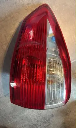 Ford C-MAX II Rear/tail lights AM5113405BF
