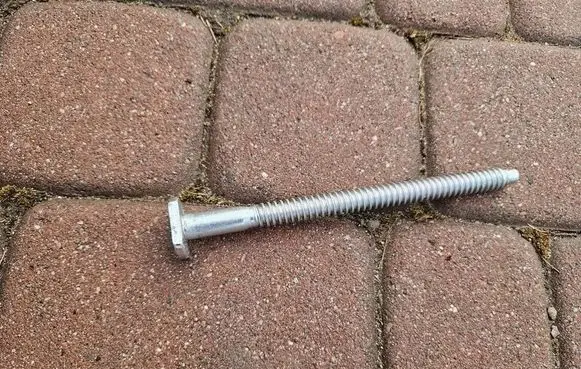 Opel Corsa E Spare wheel bolt
