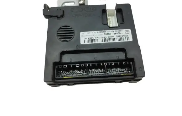 Hyundai Santa Fe Immobilizer control unit/module 954002B480 5WY8135E 0702120402