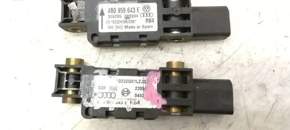 Audi A3 S3 A3 Sportback 8P Airbag deployment crash/impact sensor 4B0959643E 0232G01LZJG 0232H396JDWS