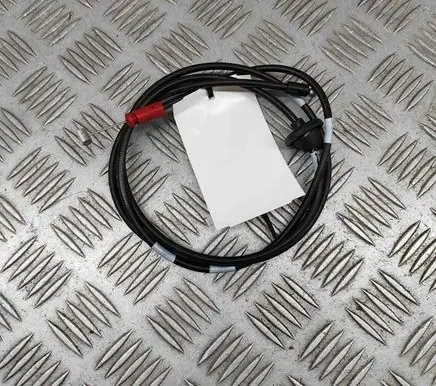 Volvo XC40 Engine bonnet/hood lock release cable 32348688
