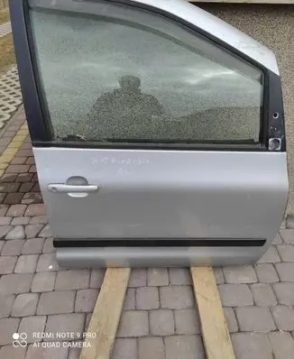 Seat Alhambra (Mk1) Front door