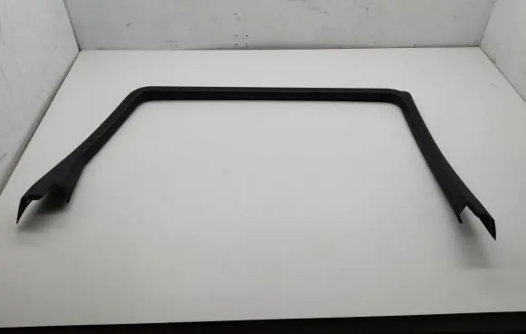 Audi Q7 4L Rear door window/glass frame 4L0867671