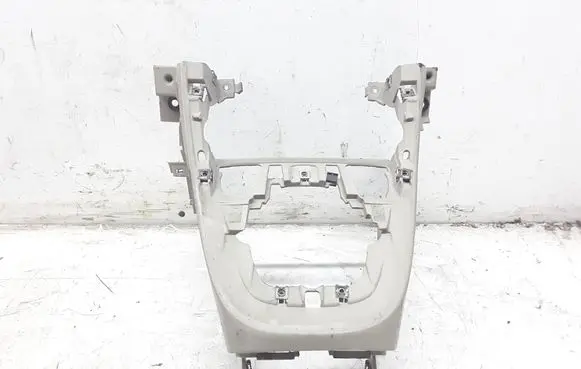 Other center console (tunnel) element