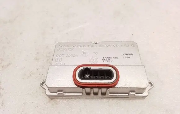 Mercedes-Benz E W211 Headlight ballast module Xenon 5DV00829000