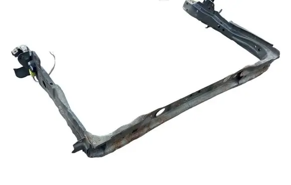 Toyota Auris 150 Top upper radiator support slam panel