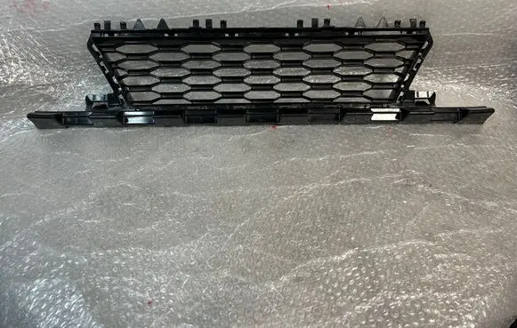BMW Z4 g29 Front bumper lower grill 8069766 11460913