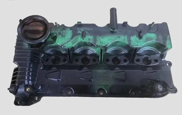 Mazda 6 Rocker cam cover R2AA10220 65209