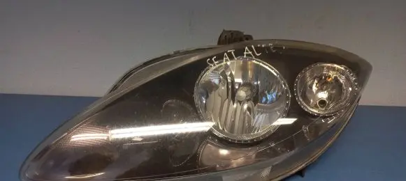 Seat Altea Headlight/headlamp 5P1941005A