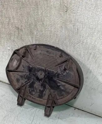 Headlight/headlamp dust cover