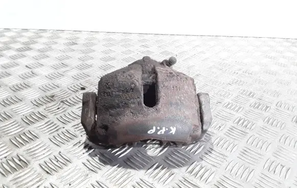 Volkswagen Golf VI Front brake caliper