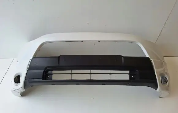 Mitsubishi Outlander Front bumper 6400D558ZZ