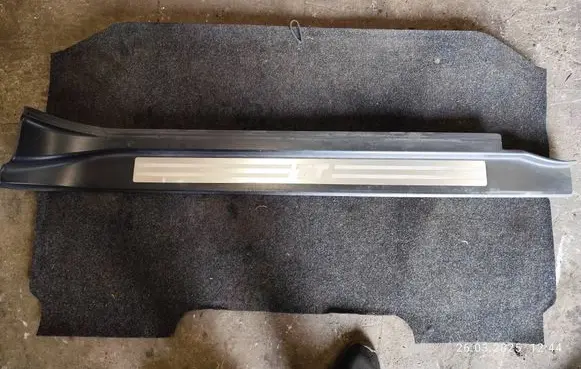 Audi TT Mk1 Front sill trim cover 8N8853492C 8N8853492