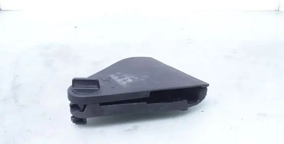 Audi A6 S6 C5 4B Hazard Warning Triangle Mounting Bracket 3B5860285B 4B5860285D
