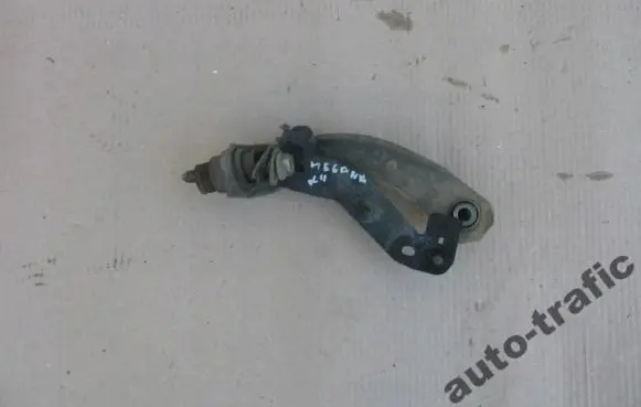 Renault Megane II Radiator mount bracket
