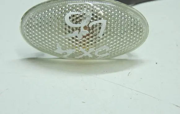 Suzuki SX4 Front fender indicator light