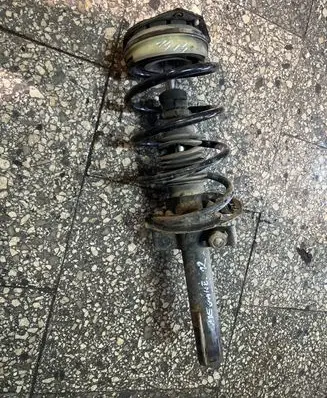 Renault Megane III Front shock absorber/damper