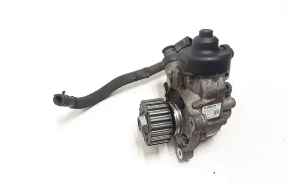 Volkswagen PASSAT B8 Fuel injection high pressure pump 04L130755E 10011216 0445010538