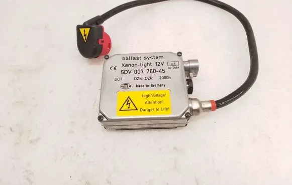 BMW 5 E39 Headlight ballast module Xenon 5DV00776045