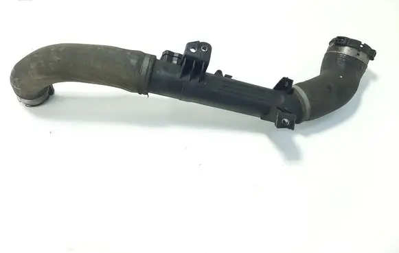 Volvo V40 Intercooler hose/pipe 31422153 31405341