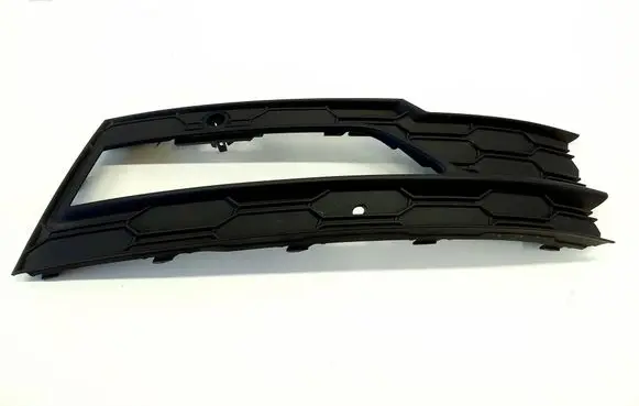 Skoda Octavia Mk4 Front grill 5E3807682F 5E3919492N