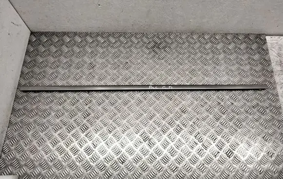 Chrysler Pacifica Door glass trim 