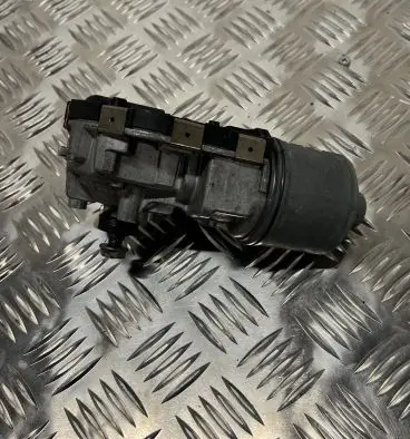 Mercedes-Benz C W205 Wiper motor 1397220970