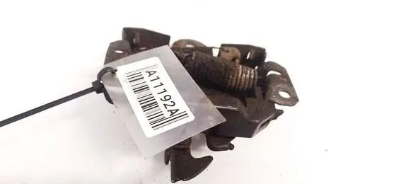 Mitsubishi Grandis Engine bonnet/hood lock/catch 