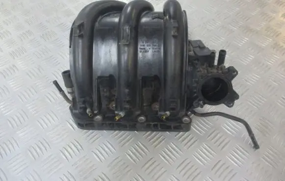 Volkswagen Polo IV 9N3 Intake manifold 03D129766L