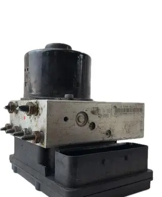 Mercedes-Benz ML W164 Master brake cylinder A2515453932 A2514311312 28525017003
