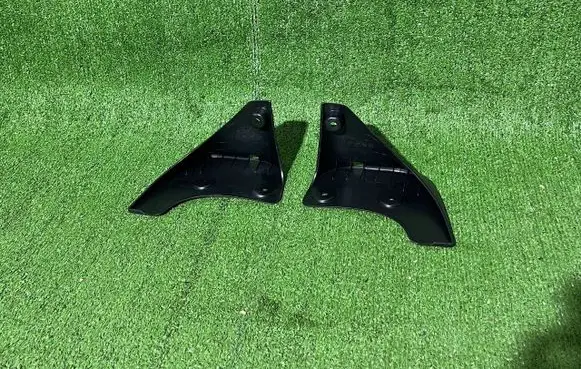 Tesla Model 3 Front mudguard 151876300C 151876400C