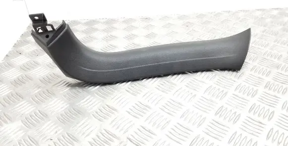 Audi Q7 4L Tailgate/trunk side cover trim 4L0867608