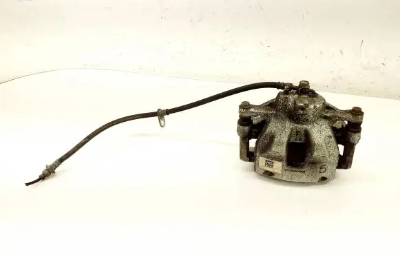 Toyota Yaris Cross Front brake caliper