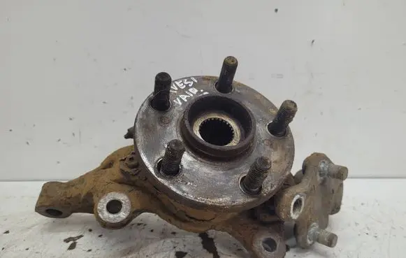 Toyota Avensis T250 Front wheel hub