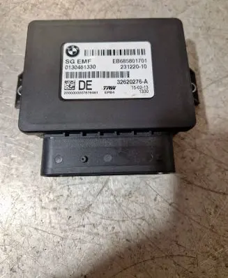 BMW 6 F12 F13 Hand brake control module 6858017 23122010 32620276A
