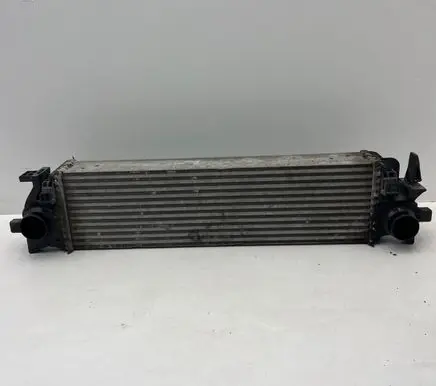 Volvo XC90 Intercooler radiator 31338306