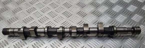 Renault Laguna I Camshaft a84
