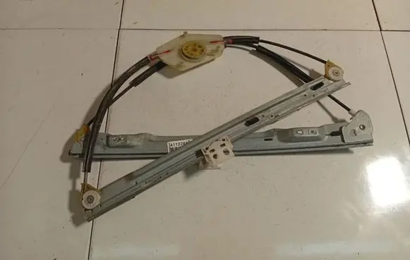 Citroen C4 Grand Picasso Sliding door window regulator with motor 9682493680