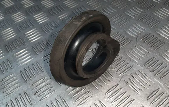 Chevrolet Camaro Rear coil spring rubber mount 23421478