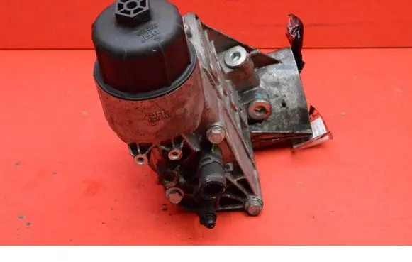 Jeep Grand Cherokee Oil filter cover 31212118F