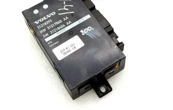Volvo V70 Tailgate/trunk control unit/module 31218393 31217840