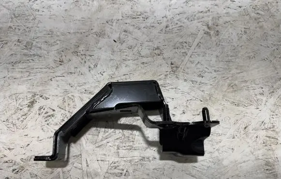 Land Rover Range Rover Sport L494 Holder (bracket) DK6263917AE K18EA