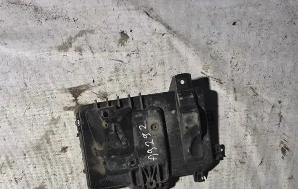 Opel Astra H Battery box tray cover/lid 316778539