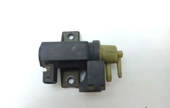 Renault Master III Turbo solenoid valve 8200790180