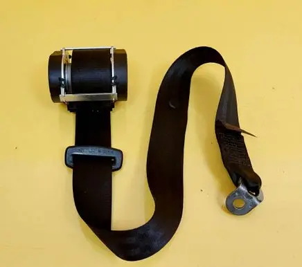 Seat Toledo III (5P) Rear seatbelt 5P0857805