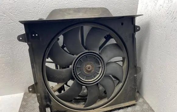 Jeep Grand Cherokee (WJ) Electric radiator cooling fan 52080021AD 25797R 102202133900362