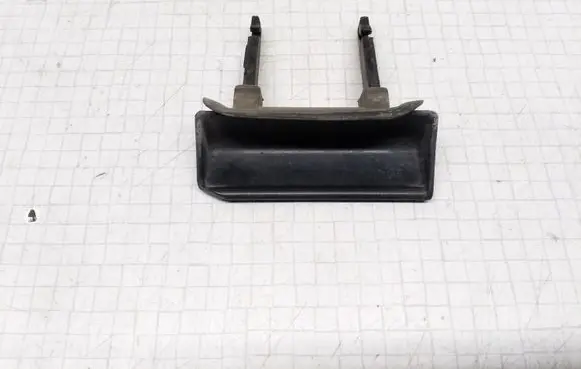 Audi A3 S3 8L Tailgate/trunk/boot exterior handle 8D9827777B