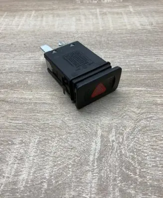 Volkswagen Golf IV Hazard light switch 1J0953235A 1J0953235B